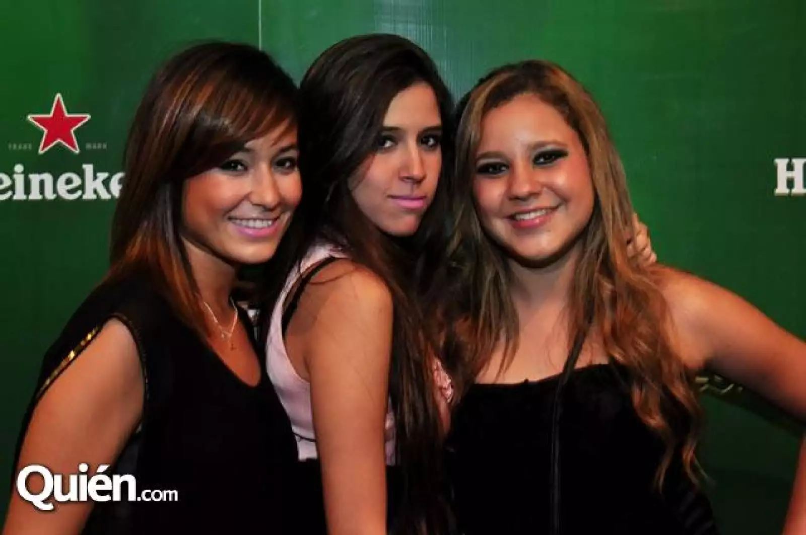 Andrea Cantisani,Mariana Padilla y Anas Pau Guerra