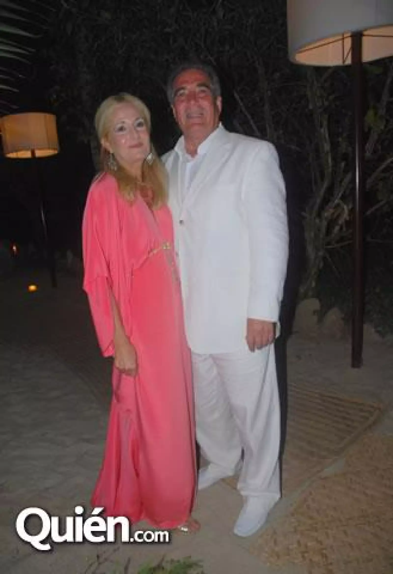 Mirene Cárdenas de González y Joaquín González Granados