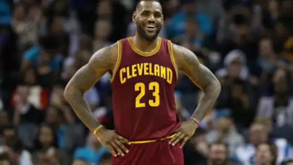 La superestrella de la NBA ha logrado tener una prolífica carrera dentro y fuera de la cancha, gracias a sus acuerdos publicitarios (Foto: Getty Images/Archivo )