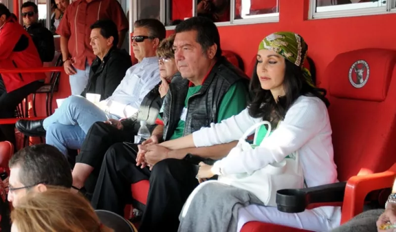 El empresario, liberado el martes, acudió este miércoles al juego de futbol entre la Selección Mexicana de futbol Sub-22 y el club colombiano Independiente de Medellín.