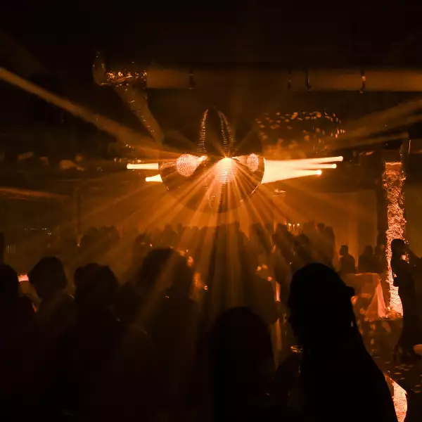 APRESMET 2: PRESENTED BY CARLOS NAZARIO, EMILY RATAJKOWSKI, FRANCESCO RISSO, PALOMA ELSESSER, RAUL LOPEZ, RENELL MEDRANO AND WSA