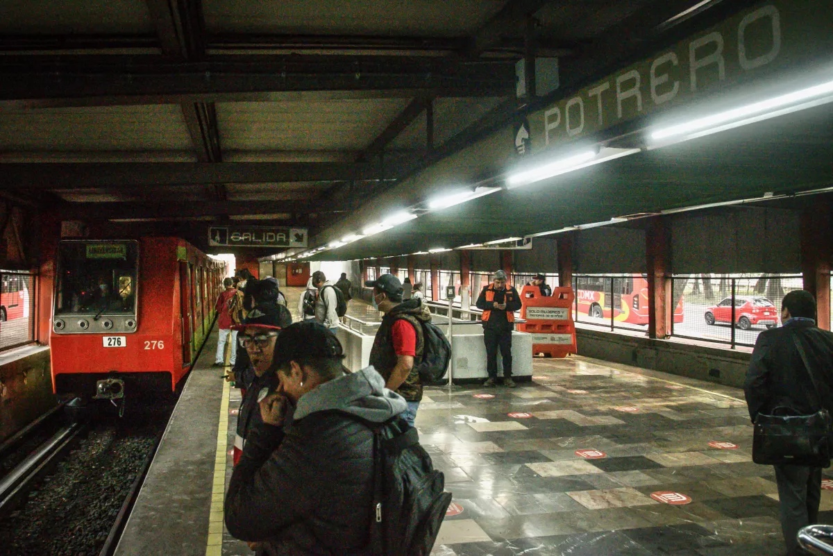 Línea 3 del Metro retrasos