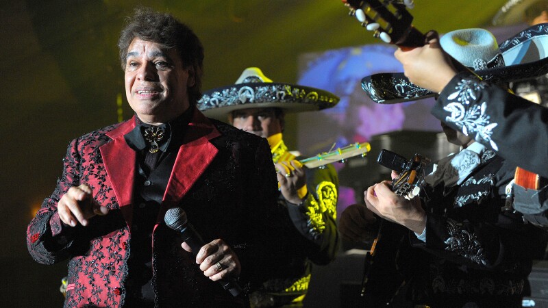 Juan Gabriel.