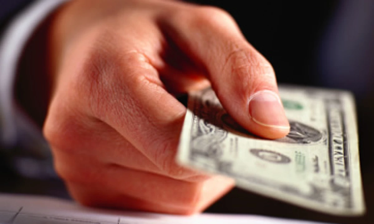 El Banco de México fijó el tipo de cambio en 12.7658 pesos para solventar obligaciones en moneda extranjera. (Foto: Thinkstock)