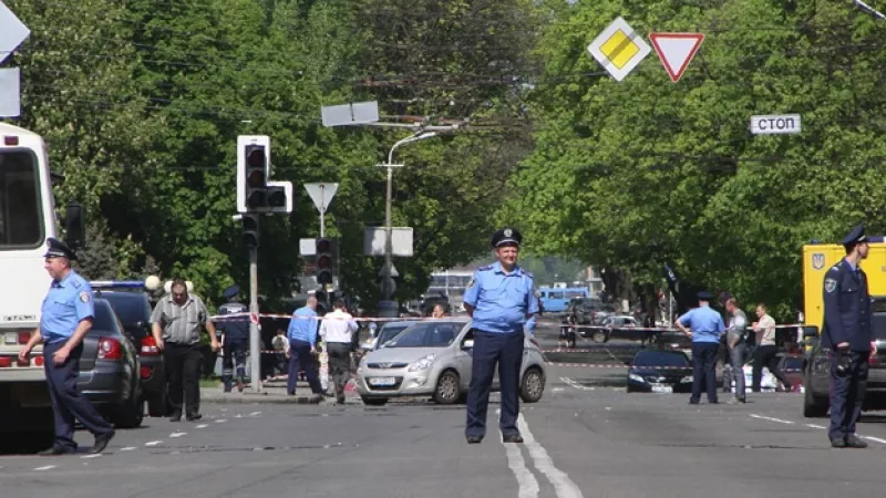 policias resguardan zona de explosion