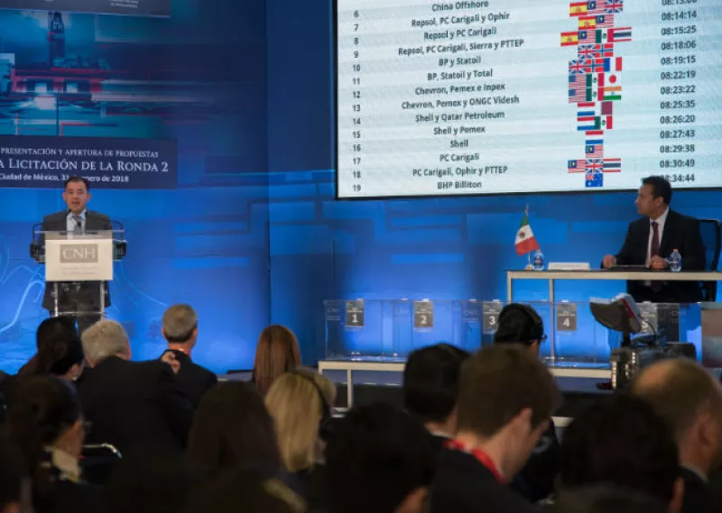 licitaciones petroleras de M�xico