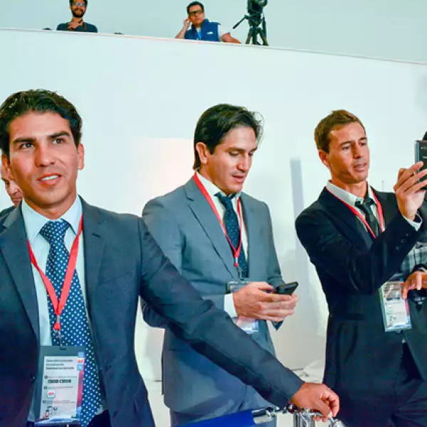 Javier Martos (entrenador de Checo Pérez),Toño Pérez (Hermano de Checo),Bruno Marioni y Leonel Bernier.