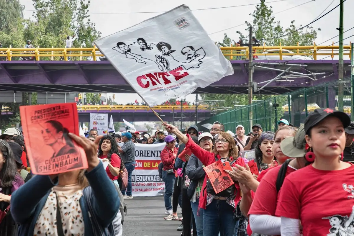 Protesta de la CNTE en la Calzada de Tlalpan
