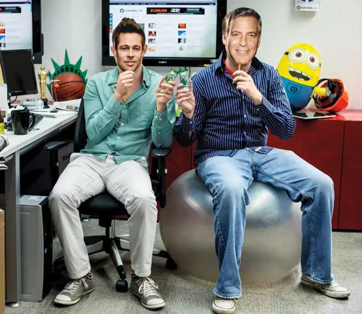 La directora de W Radio escribe este texto para celebrar que la revista Quién haya incluido al portal de sátira entre Los 50 personajes que transforman a México 2014