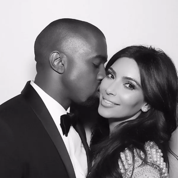 Después de intentar quedar embarazada nuevamente y tras varios rumores sobre una posible inseminación artificial, la esposa de Kanye West dio la noticia en Keeping Up With the Kardashian.