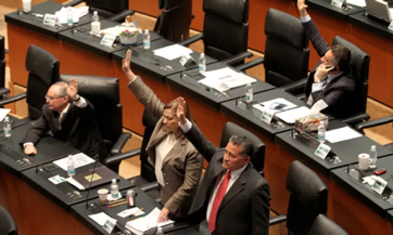 Los promotores de las reformas argumentan que las medidas favorecen una mejor administración de los recursos públicos. (Foto: Notimex)