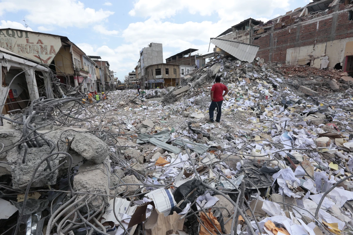 Se registran 1,1125 edificios destruidos y 829 afectados.