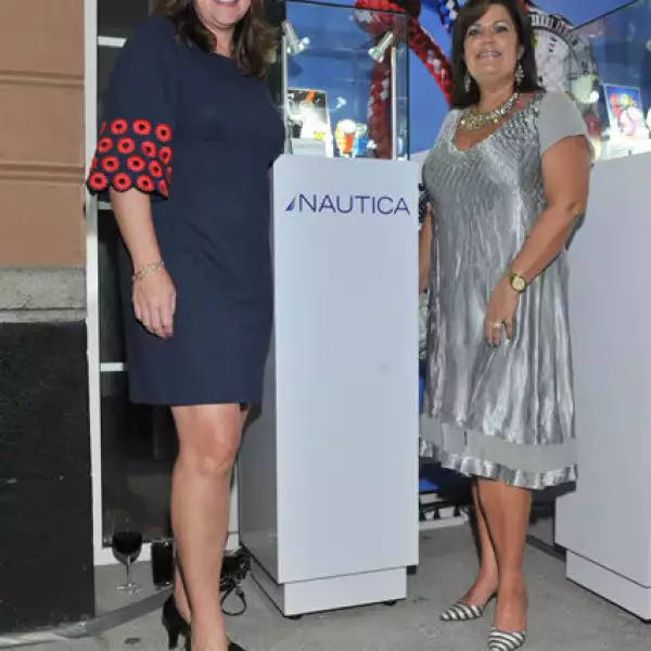 Tricia Norton,Lucy Propst