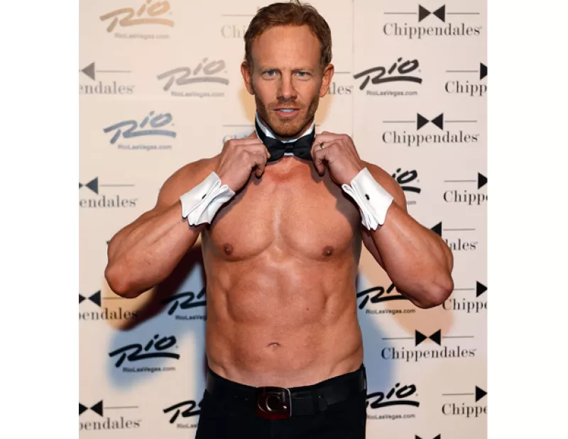 El actor Ian Zerling acaba de debutar en un espectáculo de revista erótico en Las Vegas, para el que se preparó físicamente durante los últimos tres meses.