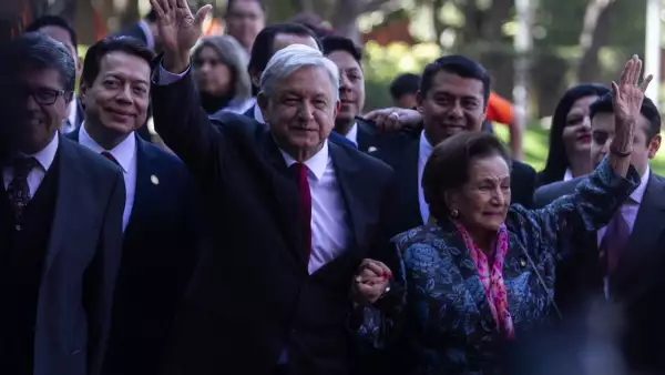 Arriba López Obrador a Palacio Legislativo de San Lázaro