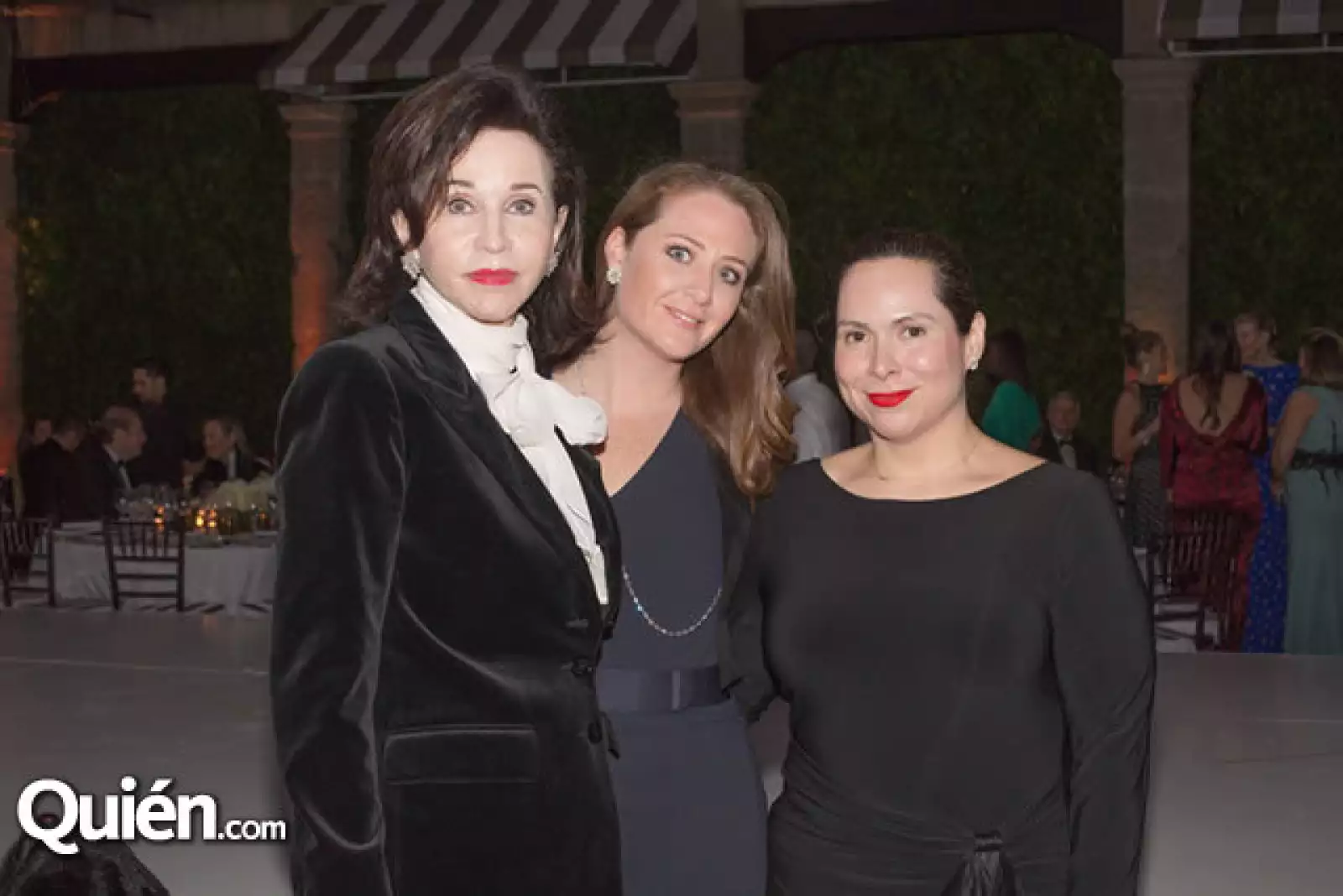 Pepita Serrano,Christiane Keller,Alexa Rodulfo