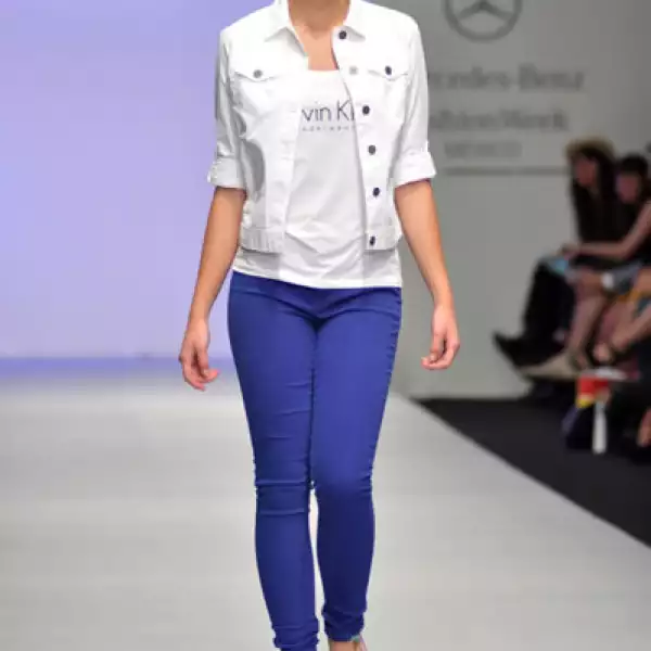 Pasarela Contempo