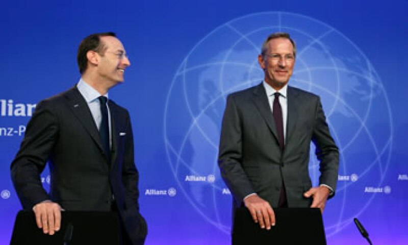 Oliver Baete (izquierda) reemplazará a Michael Diekmann (derecha) al frente de Allianz. (Foto: Reuters)
