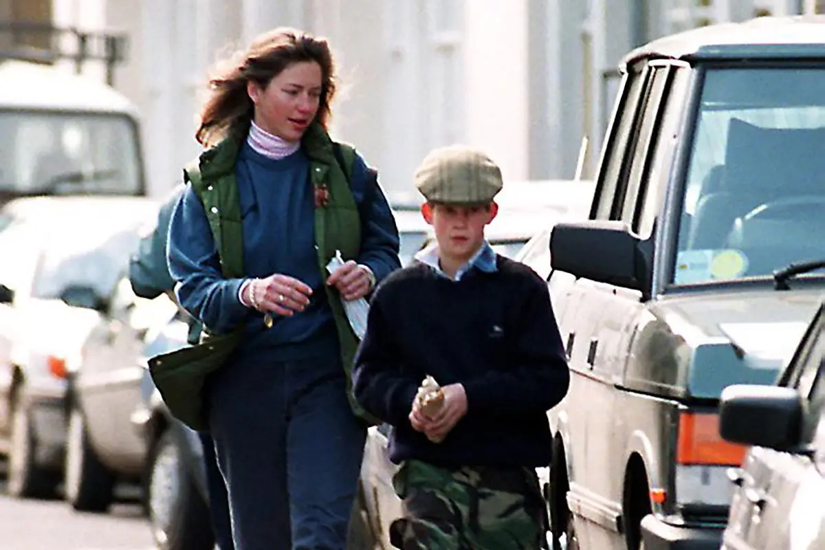 PRINCE HARRY AND TIGGY LEGGE BOURKE SHOPPING IN TETBURY, BRITAIN - 1996