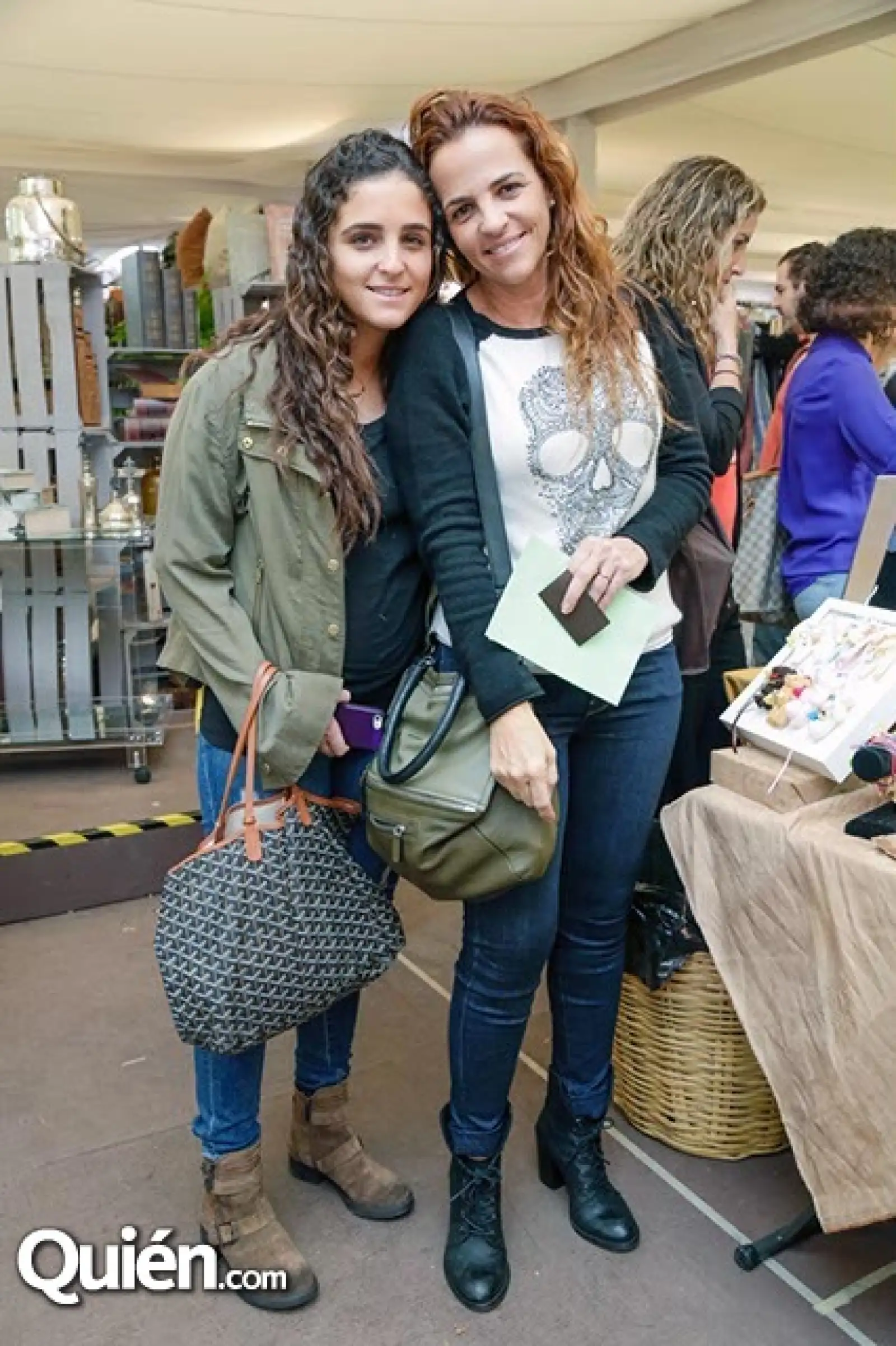 Daniela y Lilian Helfon