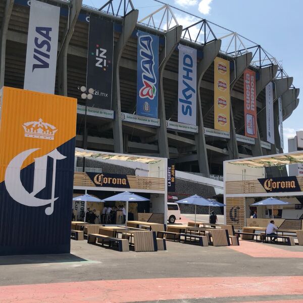 Estadio Azteca Cerveza Corona