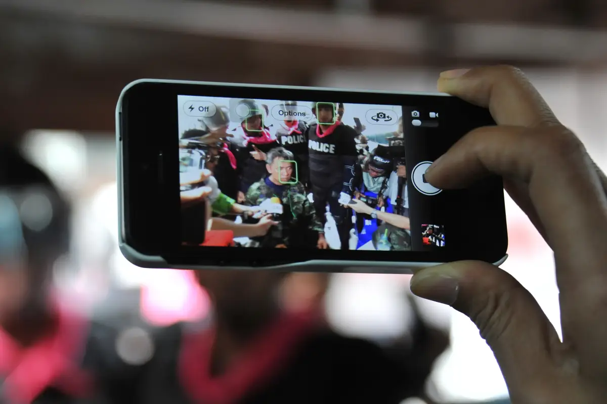 Amenazas en protestas fisicas y digitales