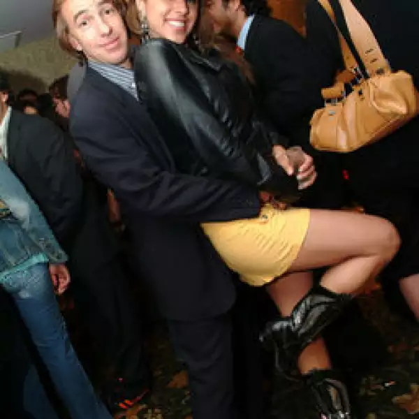 Benny Corral, Ana Carla Sinclair