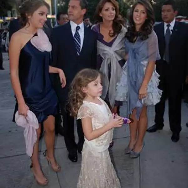 Sofía Castro,Regina Castro,Enrique Peña Nieto,Angélica Rivera,Paulina Peña