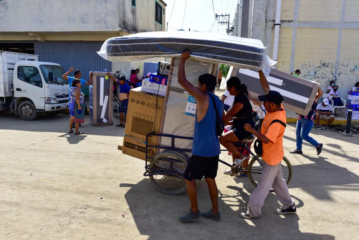 Entrega Enseres Domésticos-6