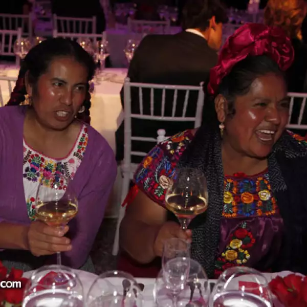 Abigail Mendoza y Marcelina Mendoza