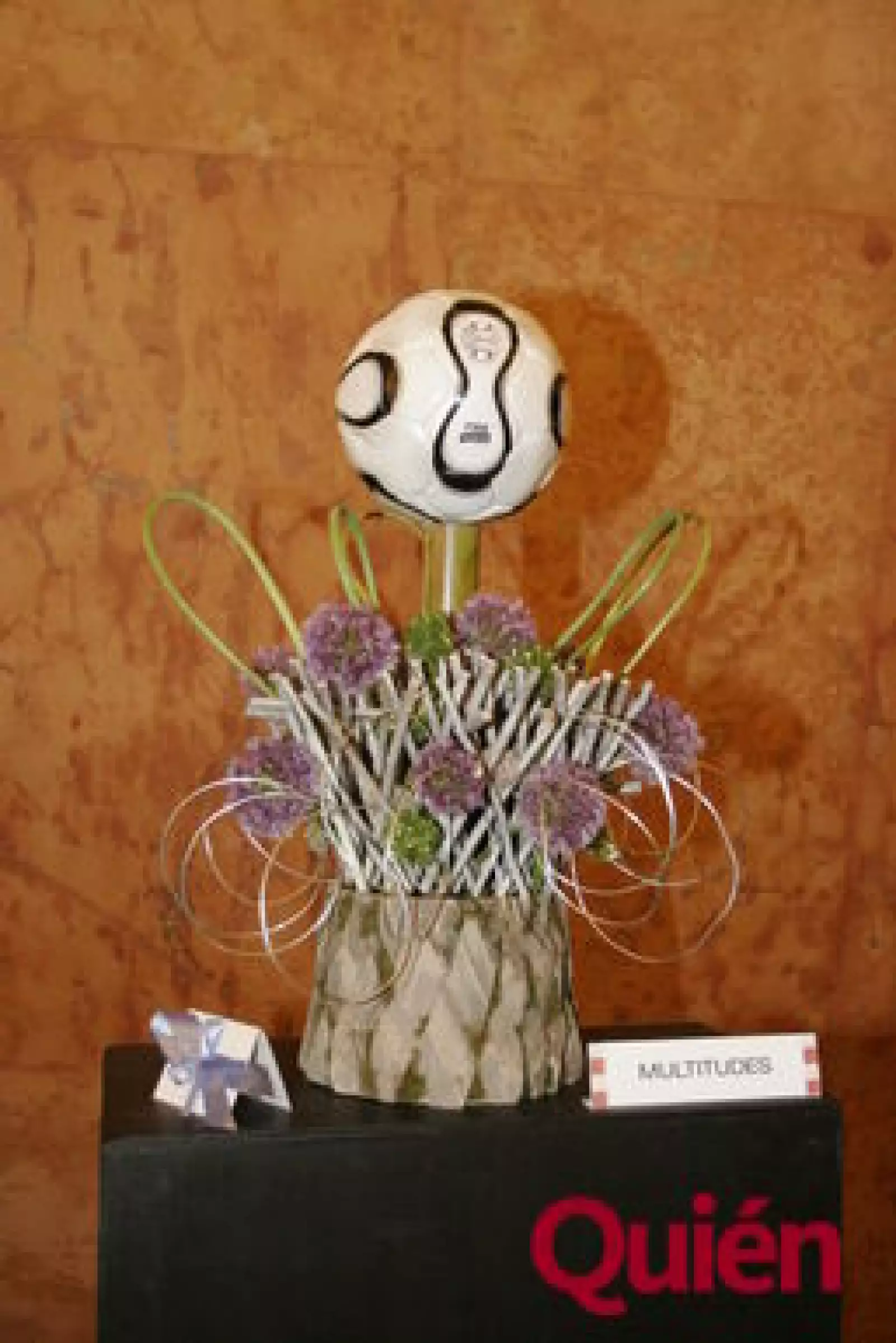 Aspectos. El Club de Azalia