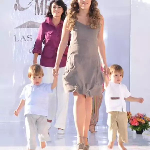 Desfile Elda Watanabe
