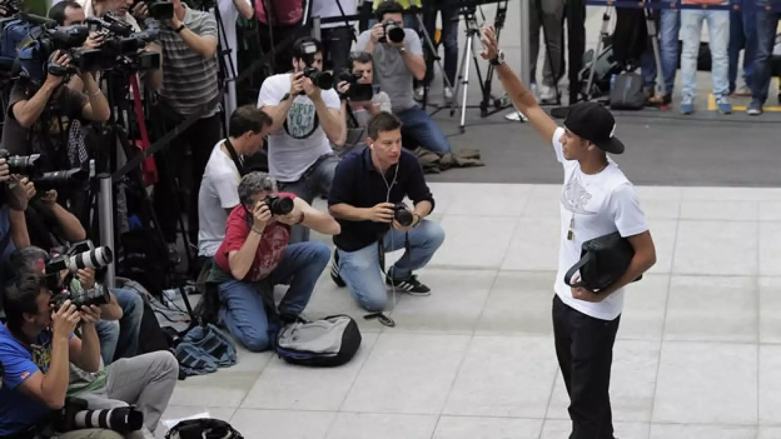 Neymar es presentado con el FC Barcelona