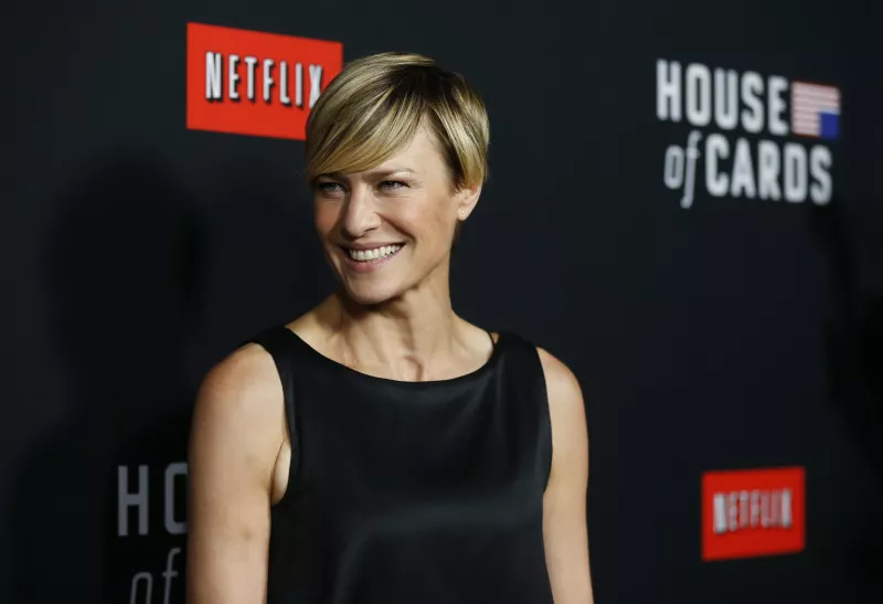 La actriz se unió a un creciente número de mujeres en Hollywood que han decidido mostrar la brecha salarial en cuestiones de género.