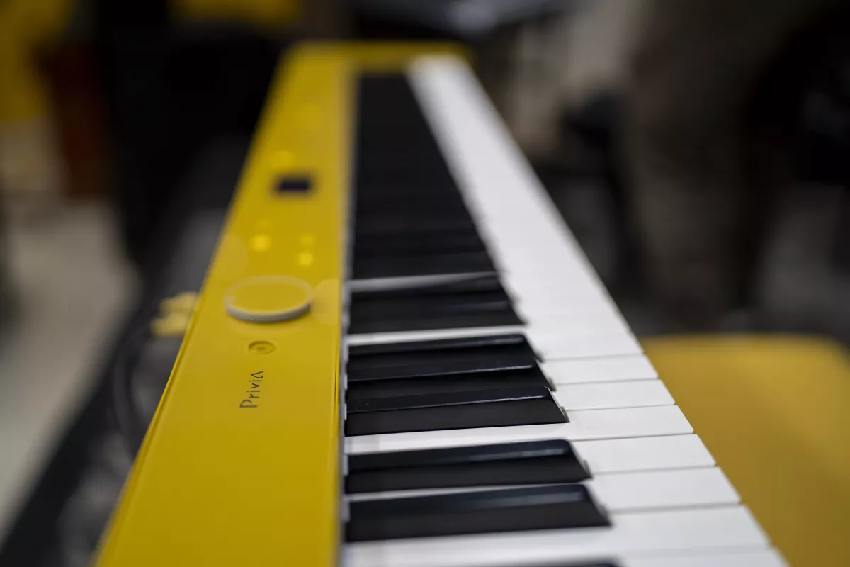 Calidad vs precio: así enfrenta Casio la invasión de teclados musicales chinos