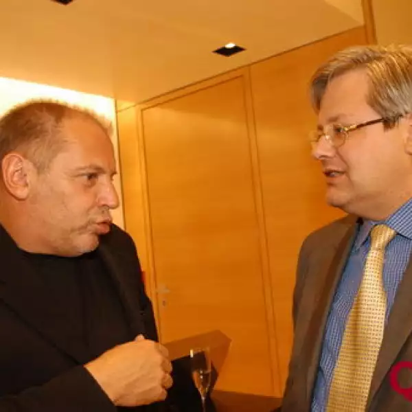 Daniel Hennig, Jean Christopher Beauvais