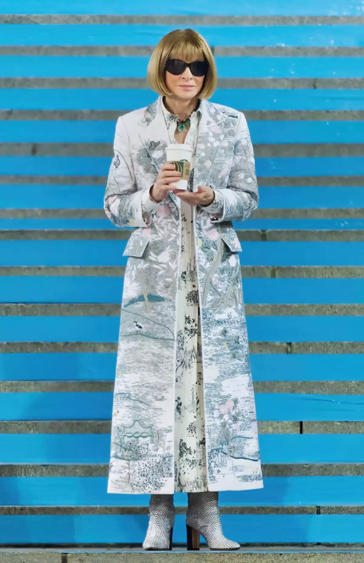 The 2022 Met Gala Celebrating "In America: An Anthology of Fashion" - Street Sightings