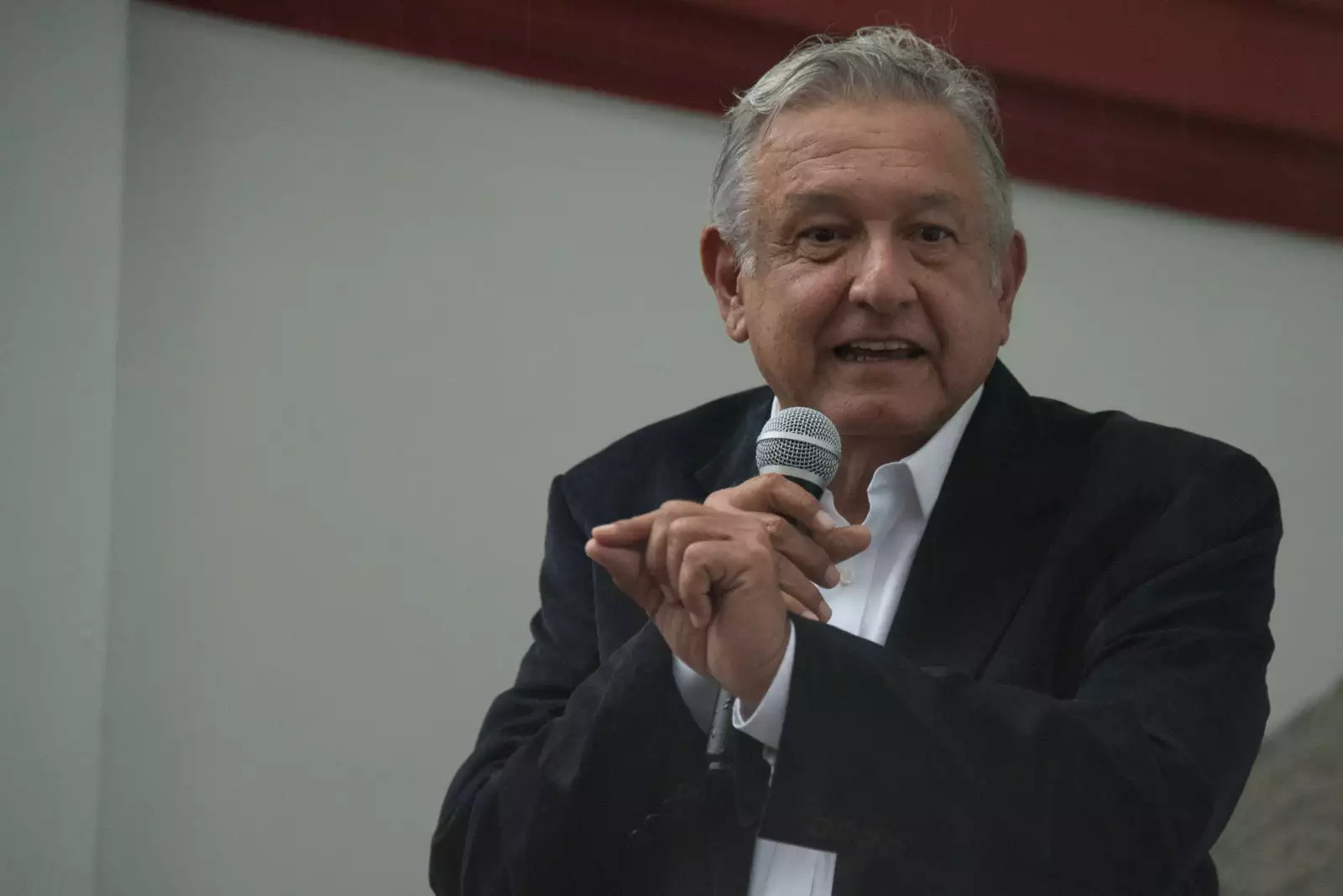 AMLO, sin cumbre