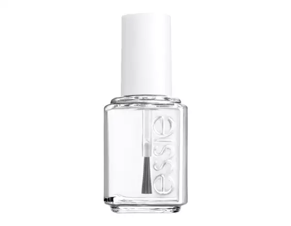 El esmalte de uñas transparente te serivrá para más que hacer que tu manicure brille.