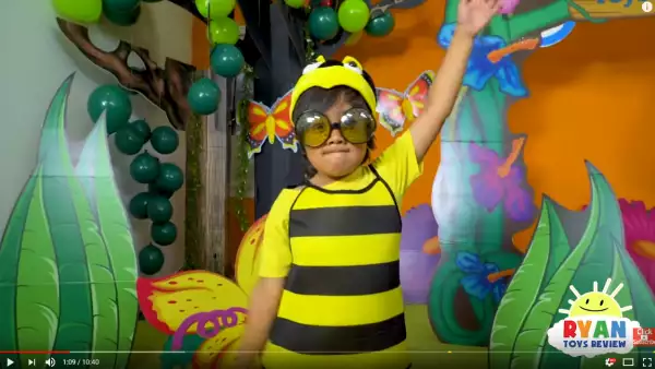 Ryan ToysReview