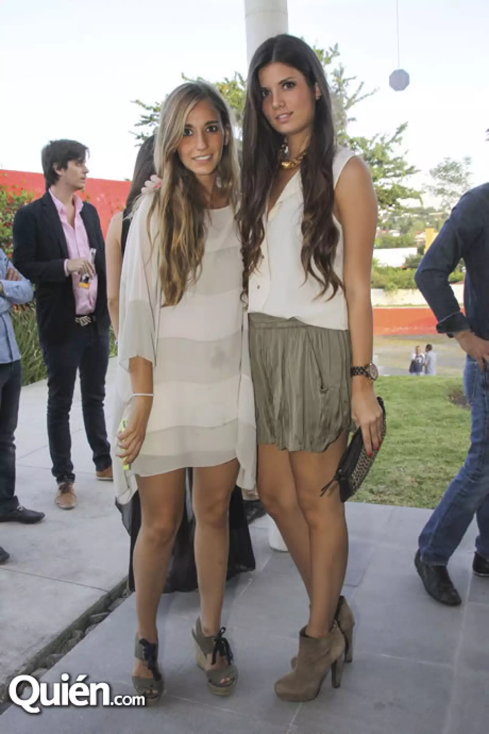 Fernanda Trave y Pía González