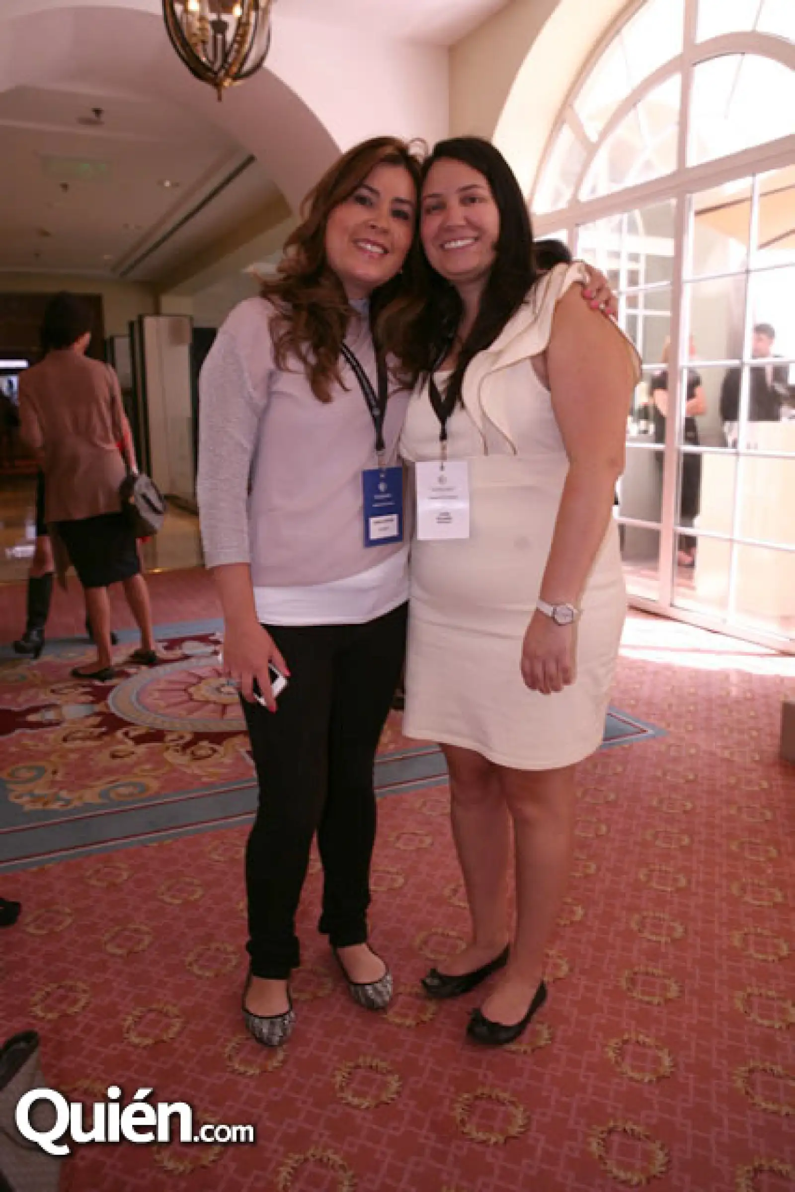 Diana Alarcón,Laura Velarde