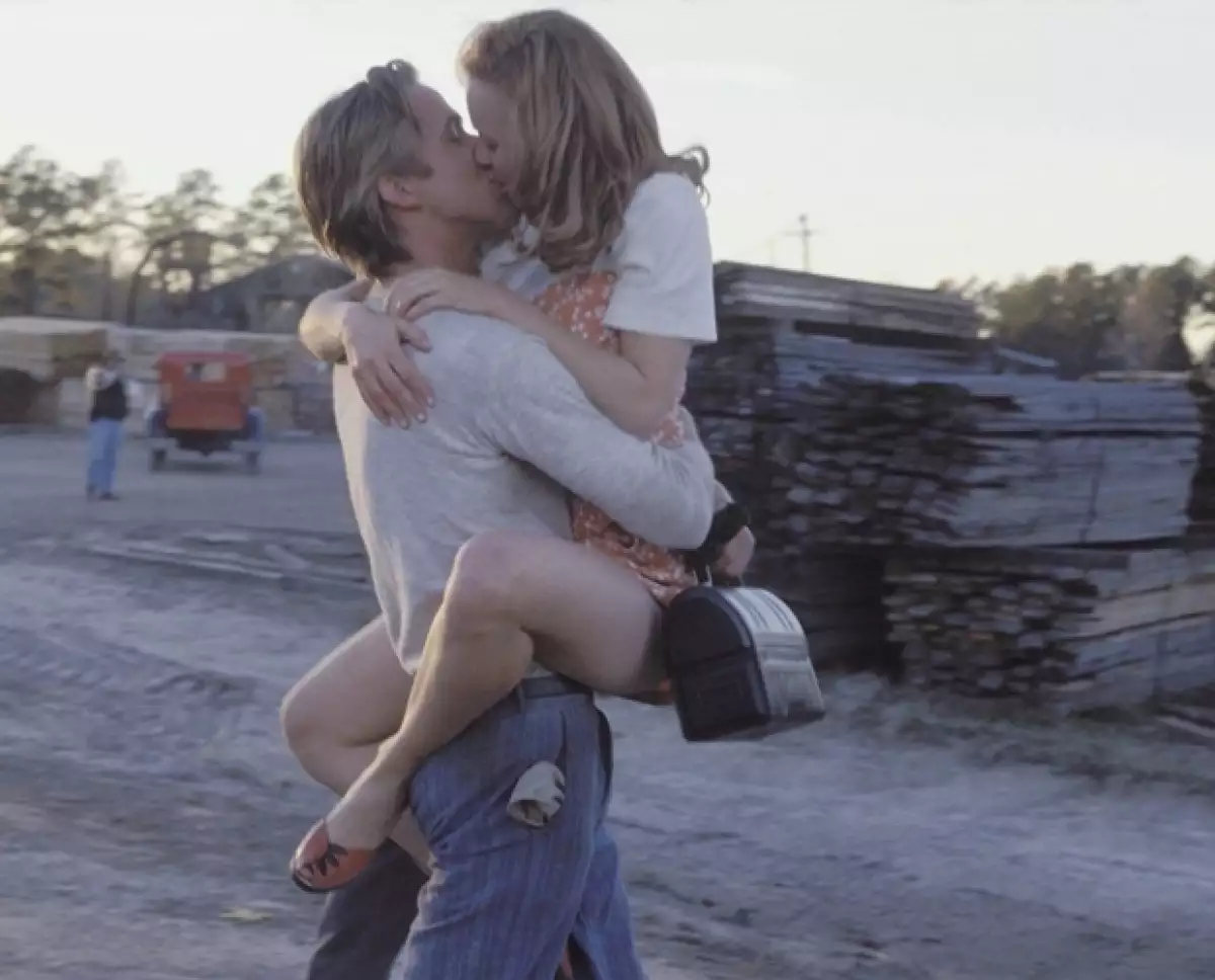 Ryan Gosling fue el primero en conseguir el protagónico del romántico "chic flick", mira lo qué pasó cuando Rachel McAdams asistió a audicionar por el papel de "Allie" en junio de 2004.