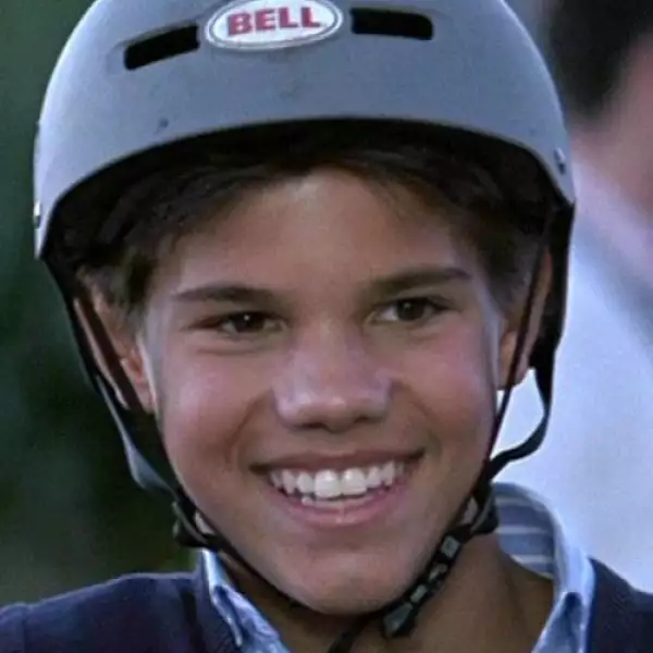 2001. A los nueve años.