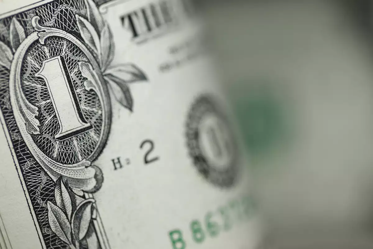 dólar