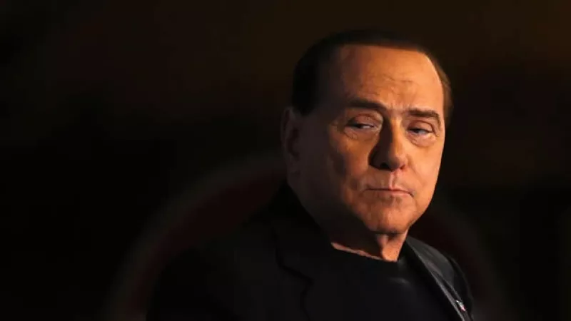 Silvio Berlusconi expulsión