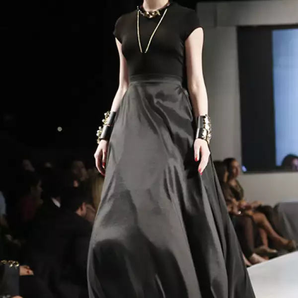 Desfile colección visiones de Daniel Espinosa