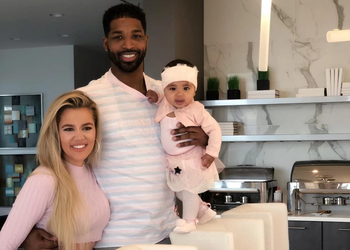 Khloé, Tristan y True