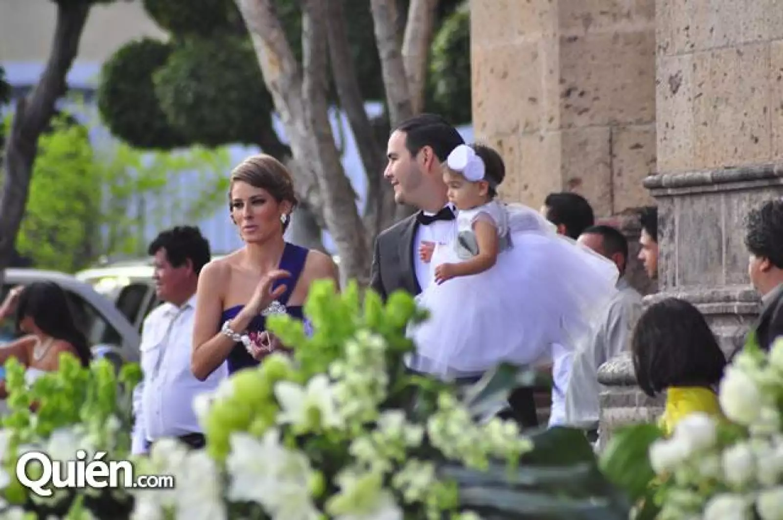 Alina Bracamontes,Raúl gonzalez y mini Ali