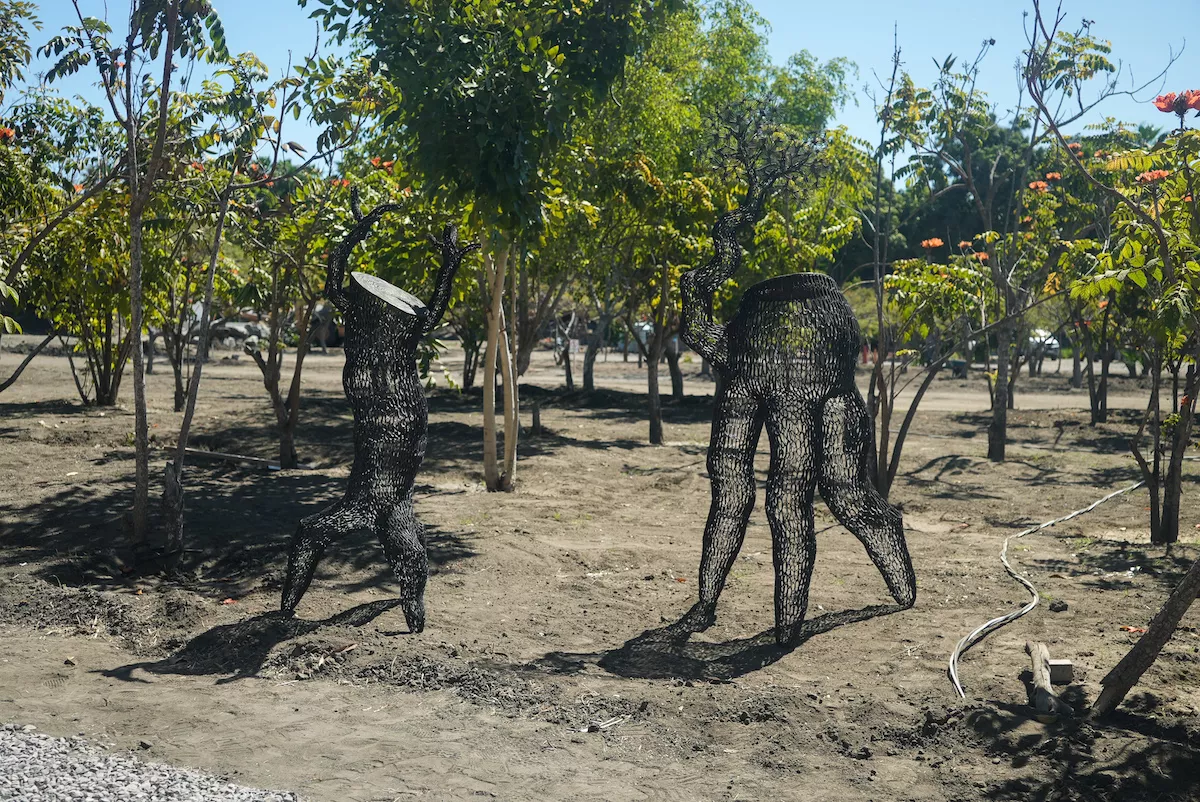 El Patio_Lee Gil Rae.jpg